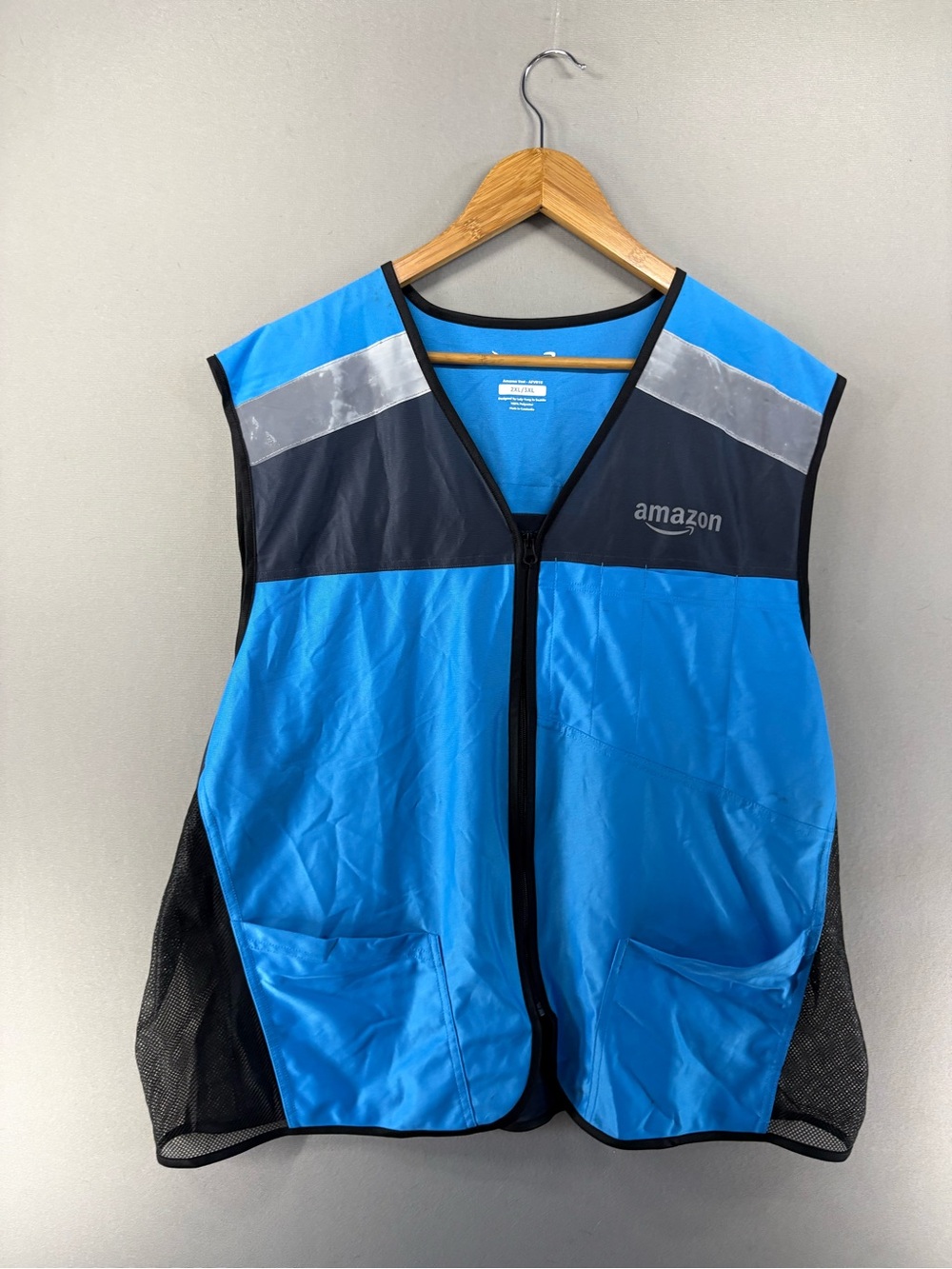 Pre-owned High Visibility Amazon Flex Vest Size 2XL-3XL Blue Vest